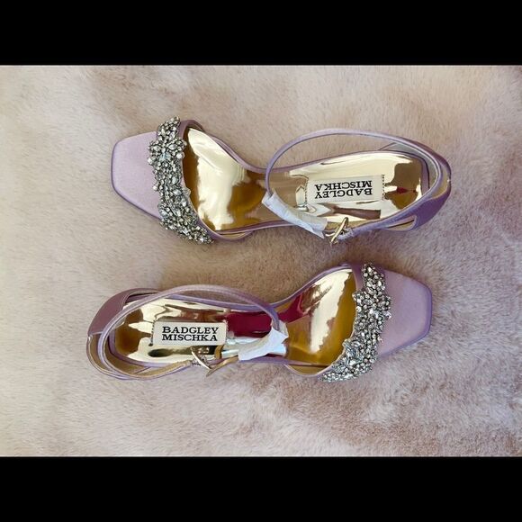 Badgley Mischka Alison Block Heel Sandal - Picture 6 of 14